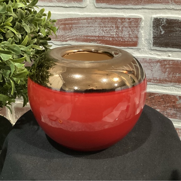Other - Beautiful Ceramic Crafted Gold & Rustic Red Flower Vase - Nice Shelf Decor Item